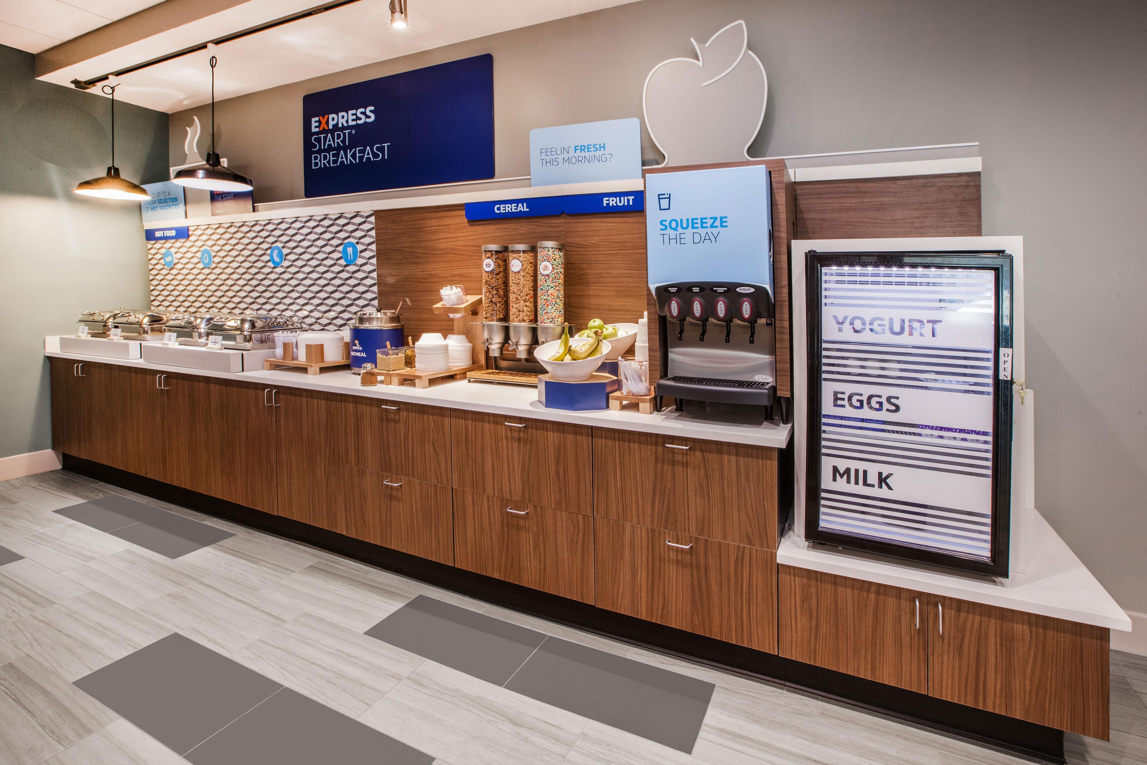 Holiday Inn Express & Suites Chicago North Shore - Niles By Ihg Buitenkant foto