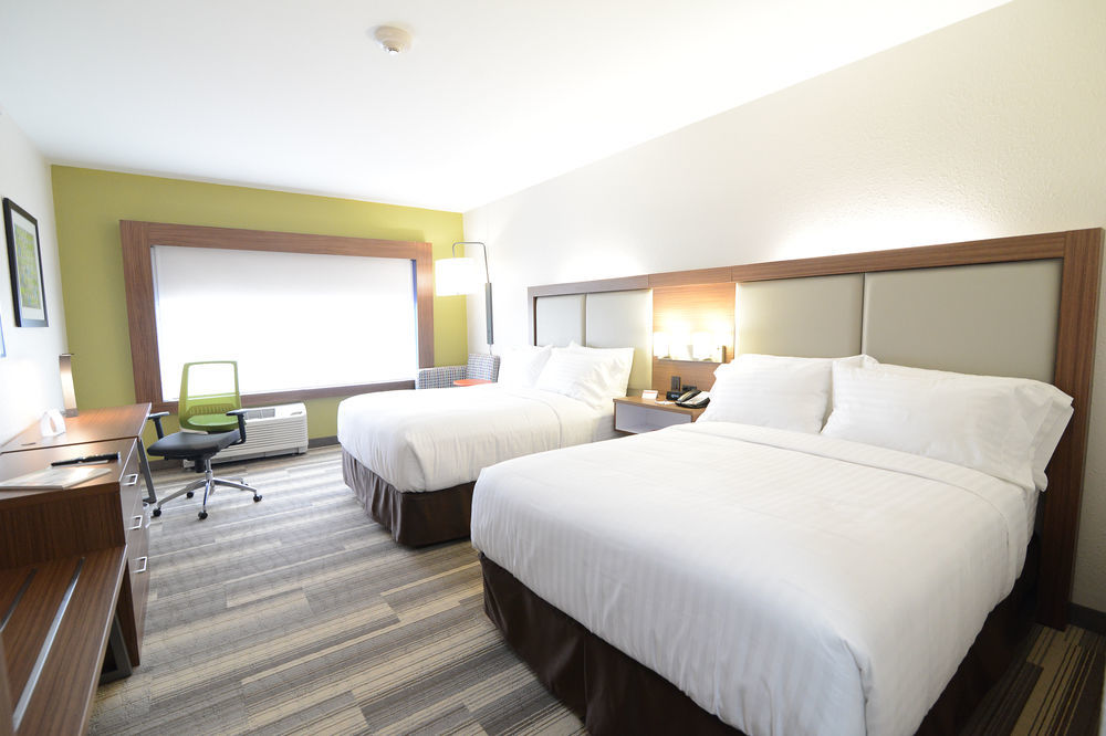 Holiday Inn Express & Suites Chicago North Shore - Niles By Ihg Buitenkant foto